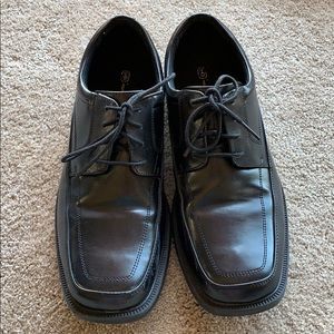 Hunters Bay Men’s Shoes